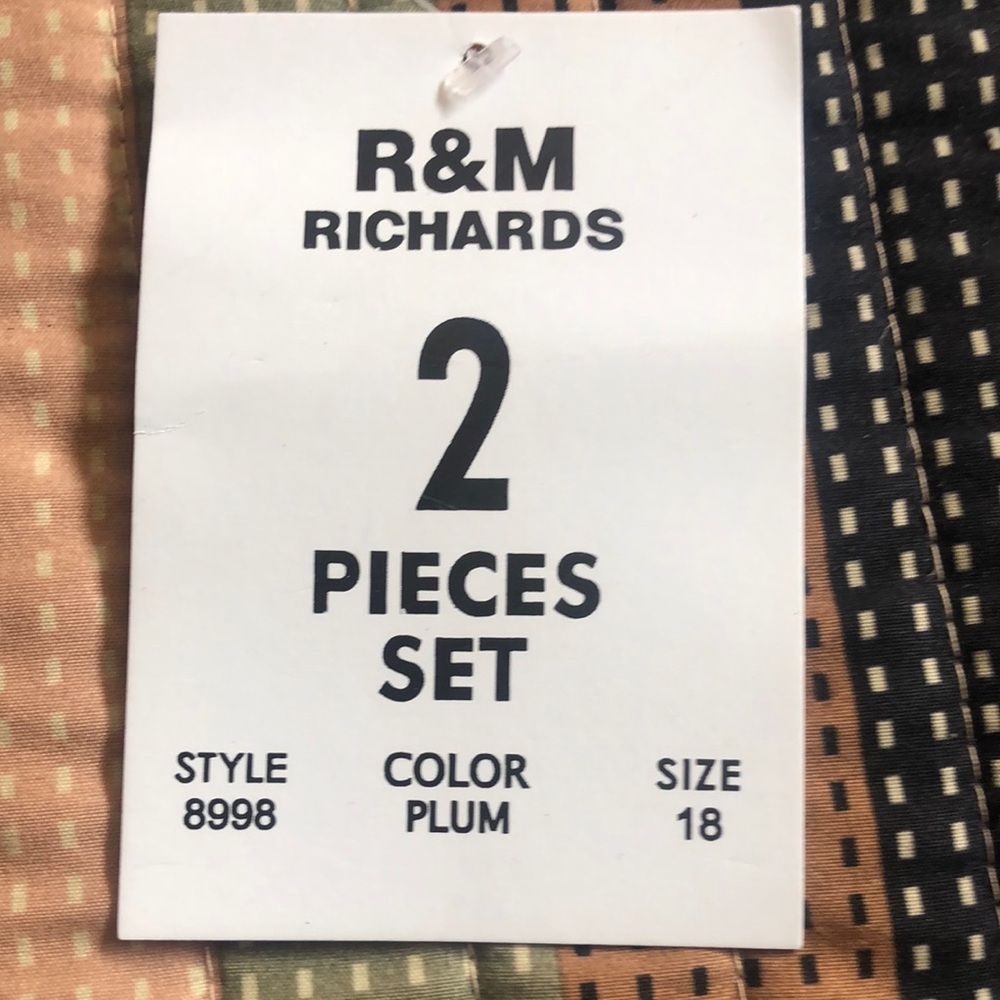 2 piece set R&M Richards
